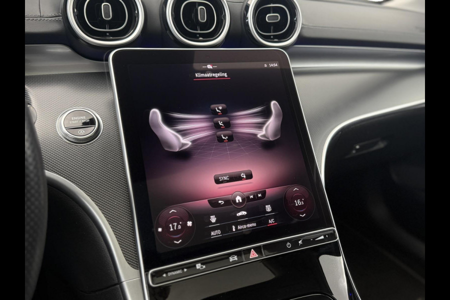 Mercedes-Benz C-Klasse Estate 180 AMG Line|Pano Trekhaak Cruise Camera Stoelverw. Sfeerverlichting Dodehoek Carplay& Android auto Mercedes-Benz C-Klasse Estate 180 AMG Line|Pano Trekhaak Cruise Camera Stoelverw. Sfeerverlichting Dodehoek Carplay& Android auto