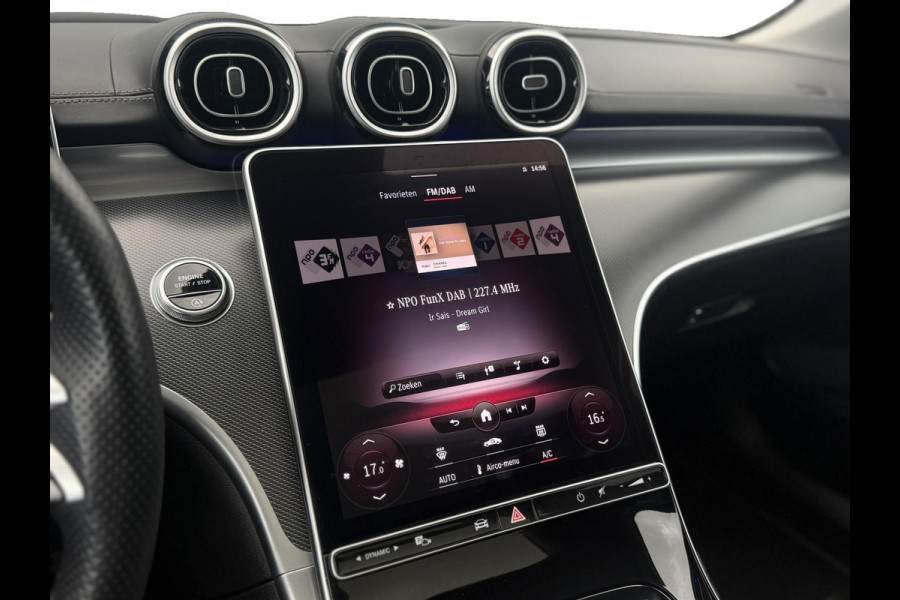 Mercedes-Benz C-Klasse Estate 180 AMG Line|Pano Trekhaak Cruise Camera Stoelverw. Sfeerverlichting Dodehoek Carplay& Android auto Mercedes-Benz C-Klasse Estate 180 AMG Line|Pano Trekhaak Cruise Camera Stoelverw. Sfeerverlichting Dodehoek Carplay& Android auto