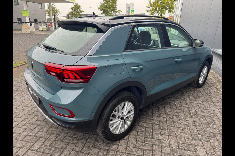 Volkswagen T-Roc 1.5 TSI DSG 150Pk /1e eigenaar /ACC /Carplay Volkswagen T-Roc 1.5 TSI DSG 150Pk /1e eigenaar /ACC /Carplay