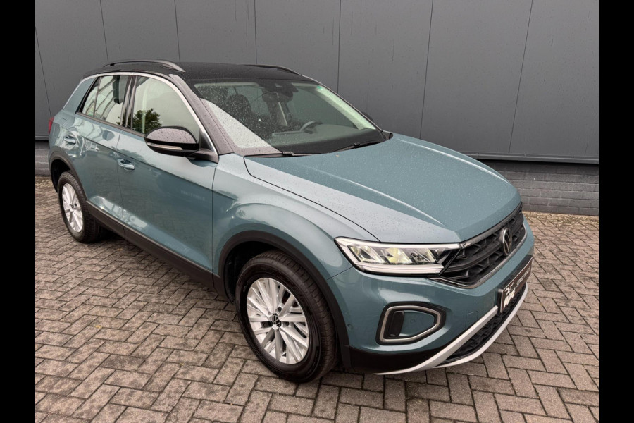 Volkswagen T-Roc 1.5 TSI DSG 150Pk /1e eigenaar /ACC /Carplay Volkswagen T-Roc 1.5 TSI DSG 150Pk /1e eigenaar /ACC /Carplay