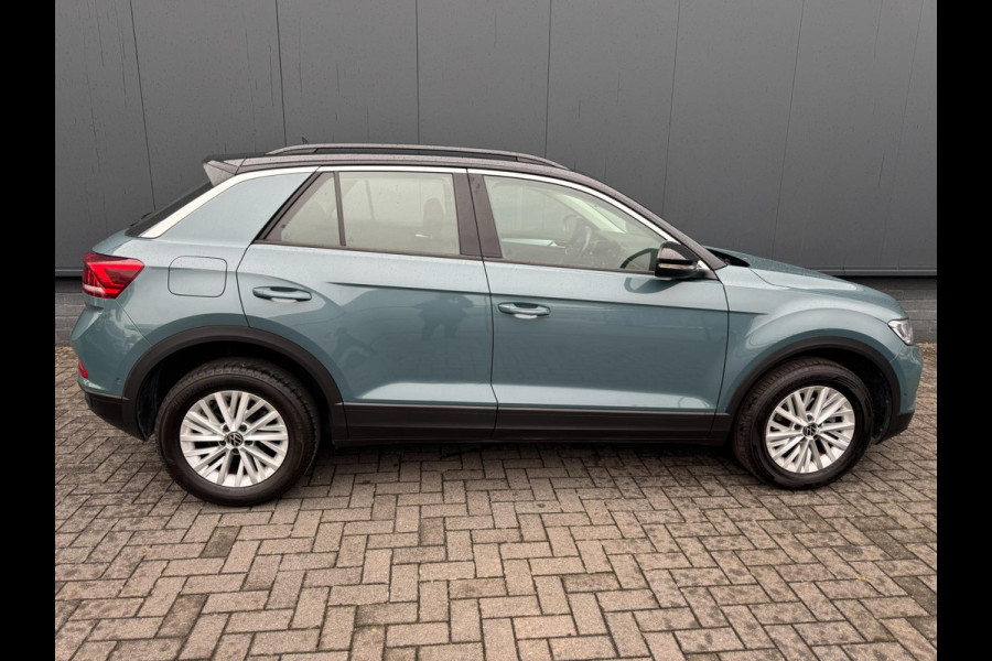 Volkswagen T-Roc 1.5 TSI DSG 150Pk /1e eigenaar /ACC /Carplay Volkswagen T-Roc 1.5 TSI DSG 150Pk /1e eigenaar /ACC /Carplay