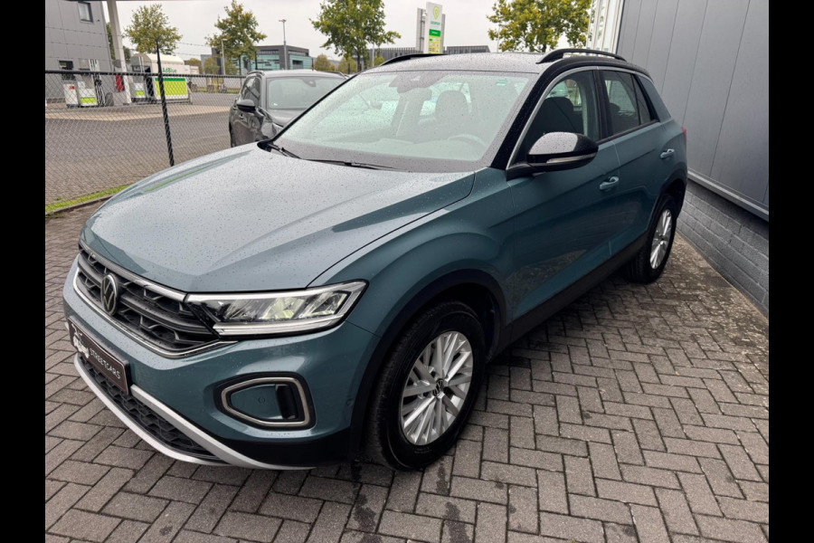 Volkswagen T-Roc 1.5 TSI DSG 150Pk /1e eigenaar /ACC /Carplay Volkswagen T-Roc 1.5 TSI DSG 150Pk /1e eigenaar /ACC /Carplay