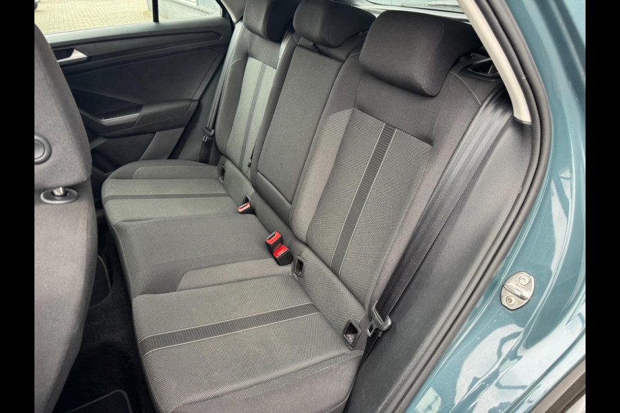 Volkswagen T-Roc 1.5 TSI DSG 150Pk /1e eigenaar /ACC /Carplay Volkswagen T-Roc 1.5 TSI DSG 150Pk /1e eigenaar /ACC /Carplay