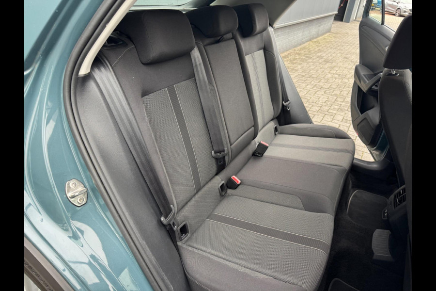 Volkswagen T-Roc 1.5 TSI DSG 150Pk /1e eigenaar /ACC /Carplay Volkswagen T-Roc 1.5 TSI DSG 150Pk /1e eigenaar /ACC /Carplay