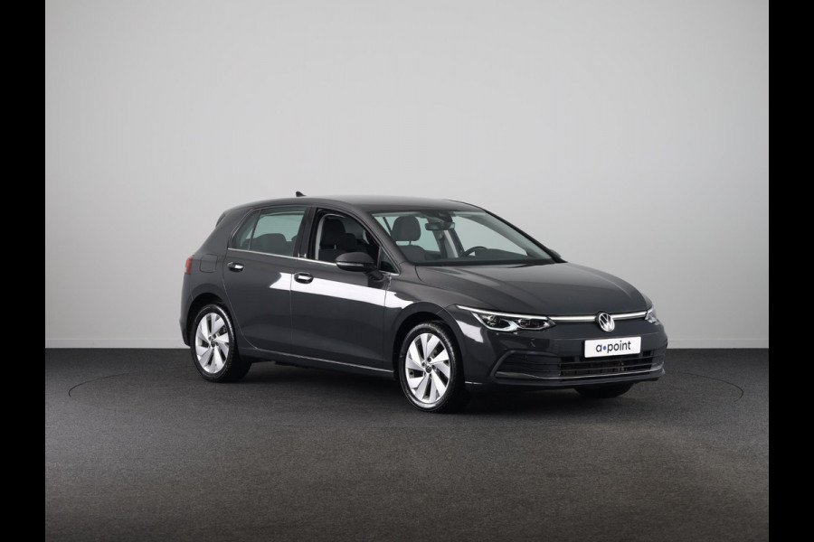 Volkswagen Golf 1.4 eHybrid Style 204 PK DSG PHEV | Navigatie | 17 inch LM velgen | Stoel- en Stuurverwarming |