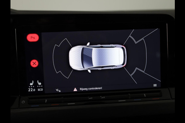 Volkswagen Golf 1.4 eHybrid Style 204 PK DSG PHEV | Navigatie | 17 inch LM velgen | Stoel- en Stuurverwarming |