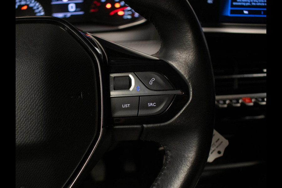 Peugeot 208 1.2 PureTech Active Sport (APPLE CARPLAY,NAVI,CRUISE,PDC,CLIMATE,LED,WHITE EDITION,SPORTSTOELEN,NETTE STAAT) Peugeot 208 1.2 PureTech Active Sport (APPLE CARPLAY,NAVI,CRUISE,PDC,CLIMATE,LED,WHITE EDITION,SPORTSTOELEN,NETTE STAAT)