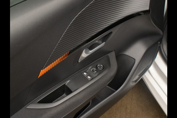 Peugeot 208 1.2 PureTech Active Sport (APPLE CARPLAY,NAVI,CRUISE,PDC,CLIMATE,LED,WHITE EDITION,SPORTSTOELEN,NETTE STAAT) Peugeot 208 1.2 PureTech Active Sport (APPLE CARPLAY,NAVI,CRUISE,PDC,CLIMATE,LED,WHITE EDITION,SPORTSTOELEN,NETTE STAAT)