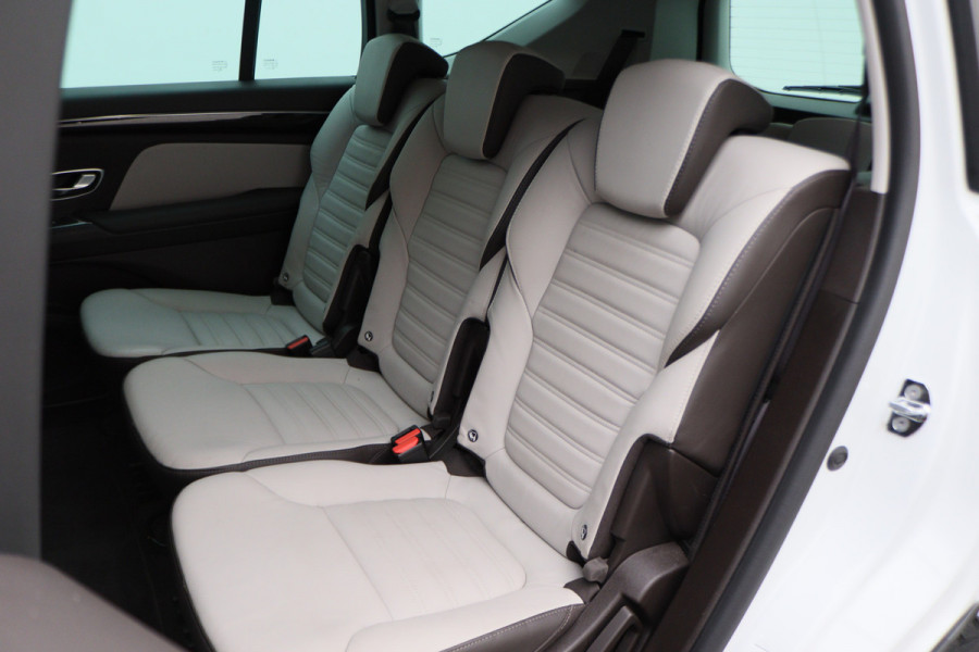 Renault Espace 1.8 TCe Limousin 7p. Verwarmde Voorruit, Camera, Apple Carplay, Cruise, LED, DAB, PDC, 19'' Renault Espace 1.8 TCe Limousin 7p. Verwarmde Voorruit, Camera, Apple Carplay, Cruise, LED, DAB, PDC, 19''
