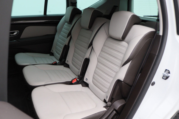 Renault Espace 1.8 TCe Limousin 7p. Verwarmde Voorruit, Camera, Apple Carplay, Cruise, LED, DAB, PDC, 19'' Renault Espace 1.8 TCe Limousin 7p. Verwarmde Voorruit, Camera, Apple Carplay, Cruise, LED, DAB, PDC, 19''