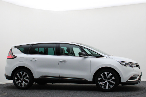 Renault Espace 1.8 TCe Limousin 7p. Verwarmde Voorruit, Camera, Apple Carplay, Cruise, LED, DAB, PDC, 19'' Renault Espace 1.8 TCe Limousin 7p. Verwarmde Voorruit, Camera, Apple Carplay, Cruise, LED, DAB, PDC, 19''