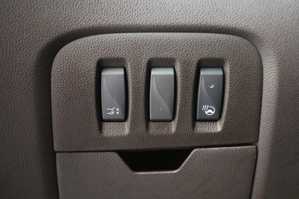 Renault Espace 1.8 TCe Limousin 7p. Verwarmde Voorruit, Camera, Apple Carplay, Cruise, LED, DAB, PDC, 19'' Renault Espace 1.8 TCe Limousin 7p. Verwarmde Voorruit, Camera, Apple Carplay, Cruise, LED, DAB, PDC, 19''
