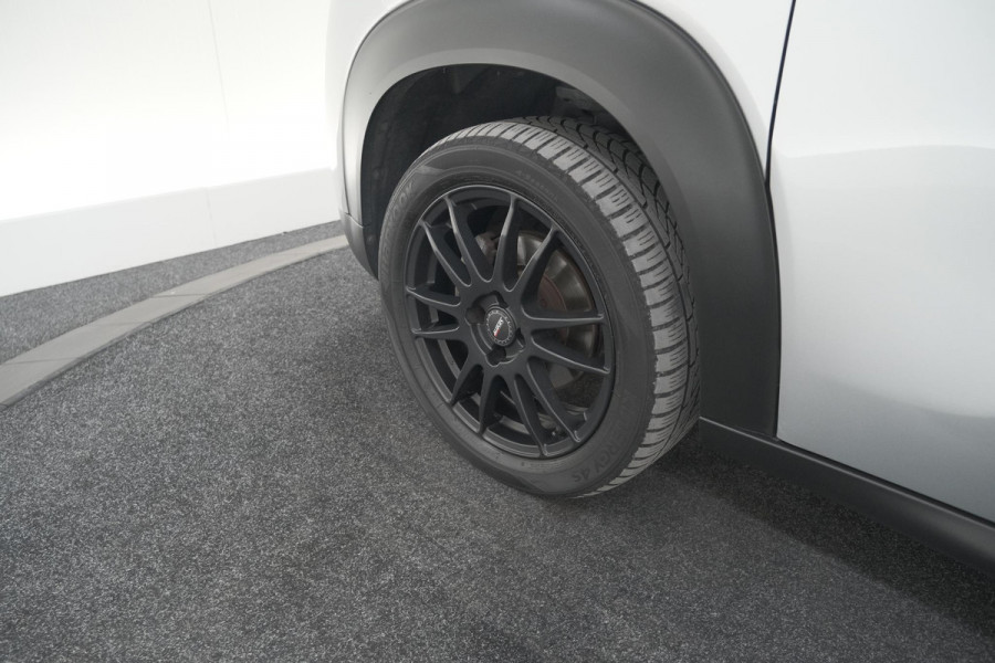 Citroën C3 Aircross PureTech 110 EAT6 Feel | Trekhaak | Stoelverwarming | Parkeersensoren