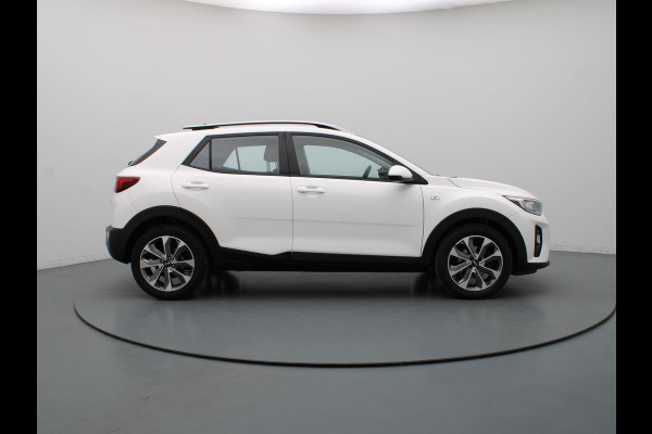 Kia Stonic 100pk T-GDi DynamicLine Camera | Cruise | Navi | Parkeersens. achter | Trekhaak