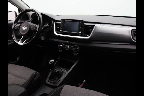 Kia Stonic 100pk T-GDi DynamicLine Camera | Cruise | Navi | Parkeersens. achter | Trekhaak