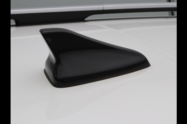 Kia Stonic 100pk T-GDi DynamicLine Camera | Cruise | Navi | Parkeersens. achter | Trekhaak