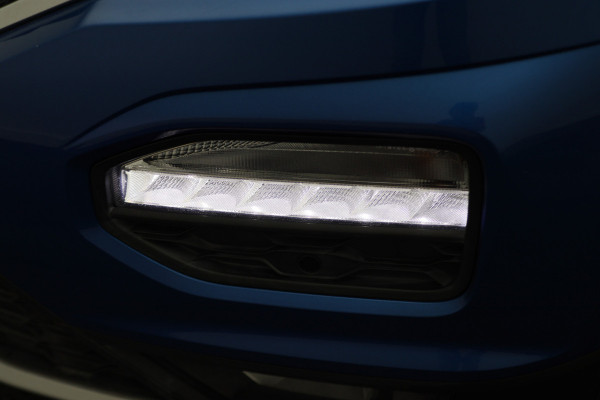 Volkswagen T-Roc 1.5 TSI Style Business Panoramadak, Stoel/Stuurverwarming, Camera, ACC, Apple Carplay, 17''