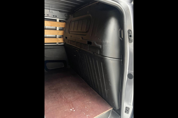 Toyota PROACE CITY L2H1 1.5 D-4D 130PK euro6 Live Long, Airco, Trekhaak 1200KG, Navigatie, Grijs Metallic, RIJKLAARPRIJS! Toyota PROACE CITY L2H1 1.5 D-4D 130PK euro6 Live Long, Airco, Trekhaak 1200KG, Navigatie, Grijs Metallic, RIJKLAARPRIJS!