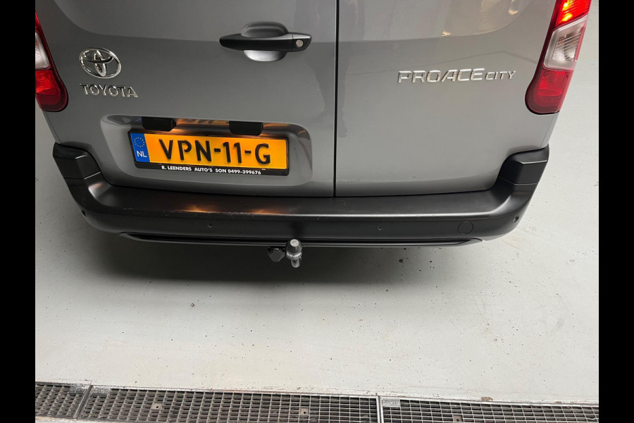 Toyota PROACE CITY L2H1 1.5 D-4D 130PK euro6 Live Long, Airco, Trekhaak 1200KG, Navigatie, Grijs Metallic, RIJKLAARPRIJS! Toyota PROACE CITY L2H1 1.5 D-4D 130PK euro6 Live Long, Airco, Trekhaak 1200KG, Navigatie, Grijs Metallic, RIJKLAARPRIJS!