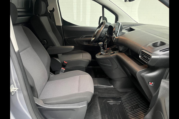 Toyota PROACE CITY L2H1 1.5 D-4D 130PK euro6 Live Long, Airco, Trekhaak 1200KG, Navigatie, Grijs Metallic, RIJKLAARPRIJS! Toyota PROACE CITY L2H1 1.5 D-4D 130PK euro6 Live Long, Airco, Trekhaak 1200KG, Navigatie, Grijs Metallic, RIJKLAARPRIJS!