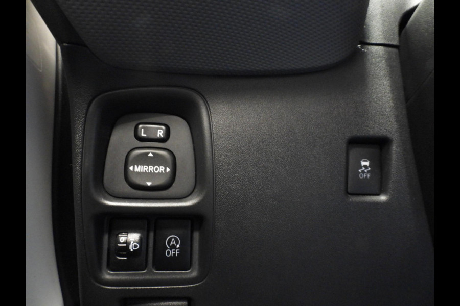 Peugeot 108 1.0 e-VTi Active Dynamic AIRCO/BLUETOOTH! Peugeot 108 1.0 e-VTi Active Dynamic AIRCO/BLUETOOTH!