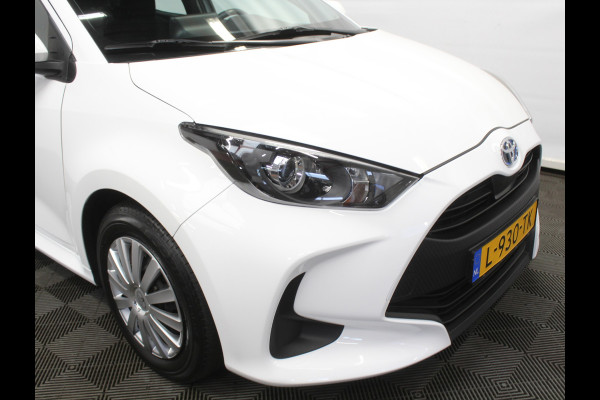 Toyota Yaris 1.5 Hybrid Active CARPLAY | CAMERA | CLIMATE | DAB | ADAPCRUISE | ELRM Toyota Yaris 1.5 Hybrid Active CARPLAY | CAMERA | CLIMATE | DAB | ADAPCRUISE | ELRM