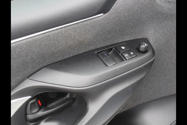 Toyota Yaris 1.5 Hybrid Active CARPLAY | CAMERA | CLIMATE | DAB | ADAPCRUISE | ELRM Toyota Yaris 1.5 Hybrid Active CARPLAY | CAMERA | CLIMATE | DAB | ADAPCRUISE | ELRM
