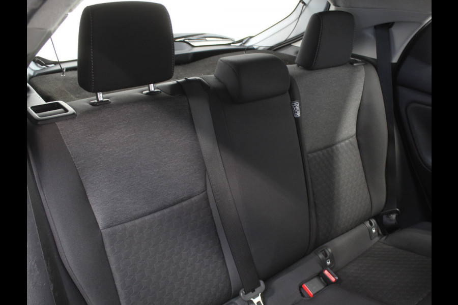 Toyota Yaris 1.5 Hybrid Active CARPLAY | CAMERA | CLIMATE | DAB | ADAPCRUISE | ELRM Toyota Yaris 1.5 Hybrid Active CARPLAY | CAMERA | CLIMATE | DAB | ADAPCRUISE | ELRM