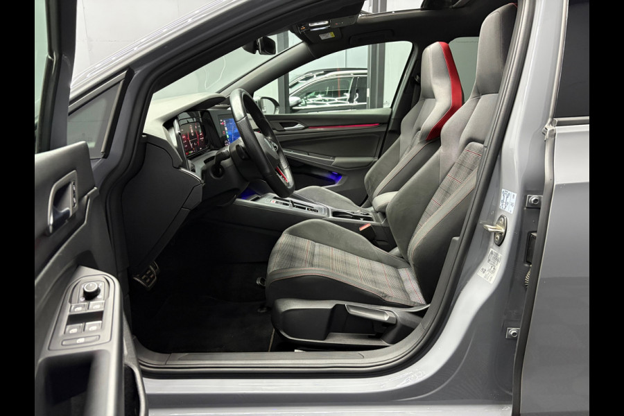 Volkswagen Golf 8 GTI 2.0 Nardo Pano