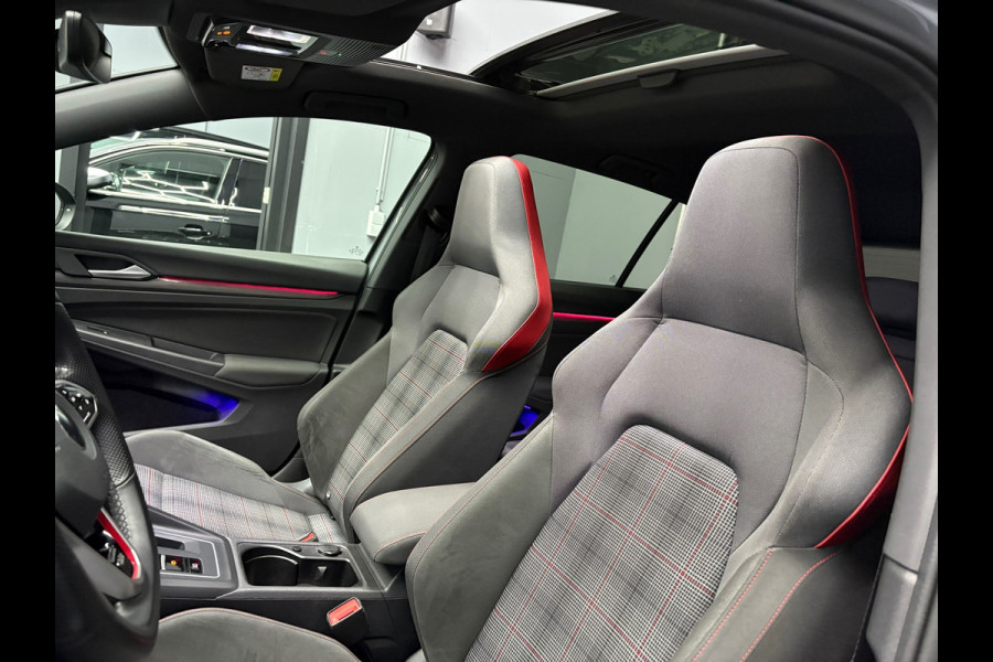 Volkswagen Golf 8 GTI 2.0 Nardo Pano