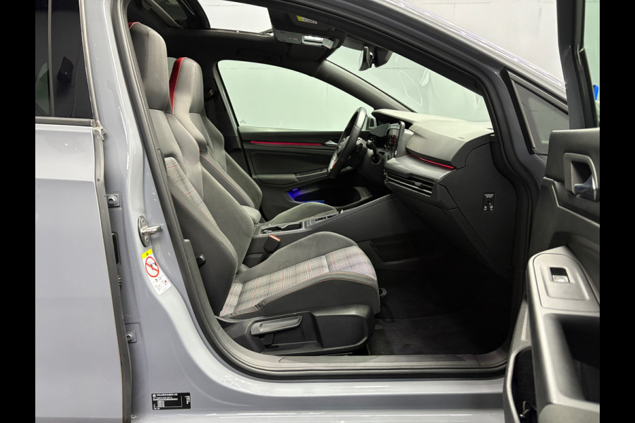 Volkswagen Golf 8 GTI 2.0 Nardo Pano