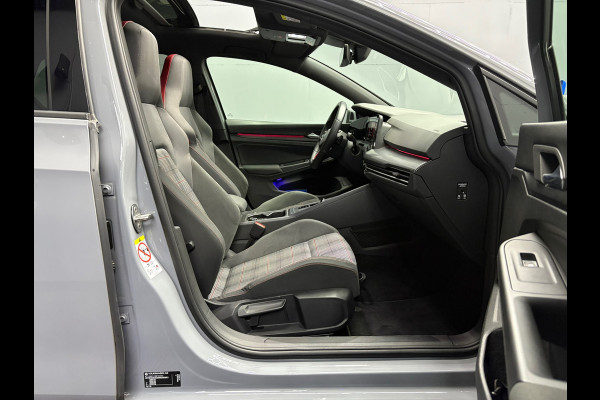 Volkswagen Golf 8 GTI 2.0 Nardo Pano