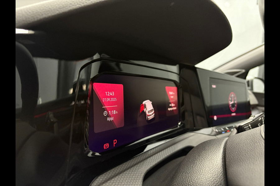 Volkswagen Golf 8 GTI 2.0 Nardo Pano