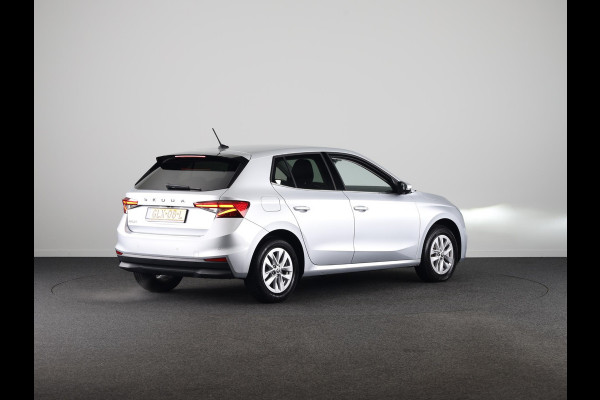 Škoda Fabia 1.0 TSI Business Edition 115 PK DSG | Verlengde garantie | Navigatie via app | Cruise control | Stoelverwarming |