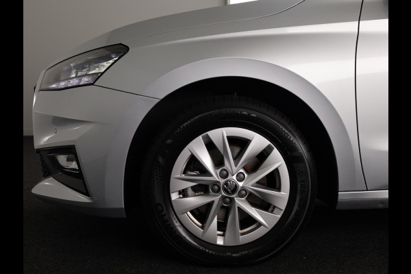 Škoda Fabia 1.0 TSI Business Edition 115 PK DSG | Verlengde garantie | Navigatie via app | Cruise control | Stoelverwarming |