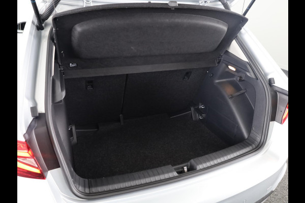 Škoda Fabia 1.0 TSI Business Edition 115 PK DSG | Verlengde garantie | Navigatie via app | Cruise control | Stoelverwarming |