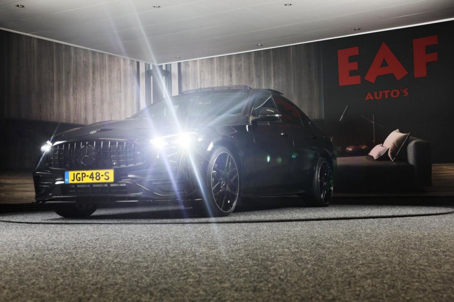 Mercedes-Benz C-Klasse 300 e AMG 63 Look / Massage / Burmester / Head Up / 360 Camera / Acc / Elek Stoelen / Open Pano / 20 Inch