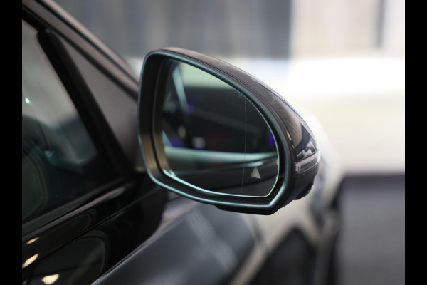 Mercedes-Benz C-Klasse 300 e AMG 63 Look / Massage / Burmester / Head Up / 360 Camera / Acc / Elek Stoelen / Open Pano / 20 Inch