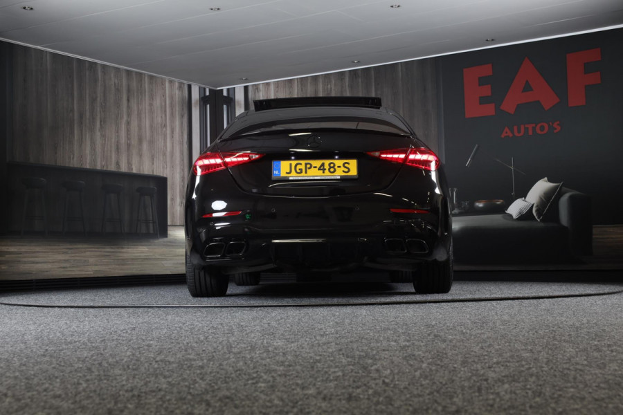 Mercedes-Benz C-Klasse 300 e AMG 63 Look / Massage / Burmester / Head Up / 360 Camera / Acc / Elek Stoelen / Open Pano / 20 Inch