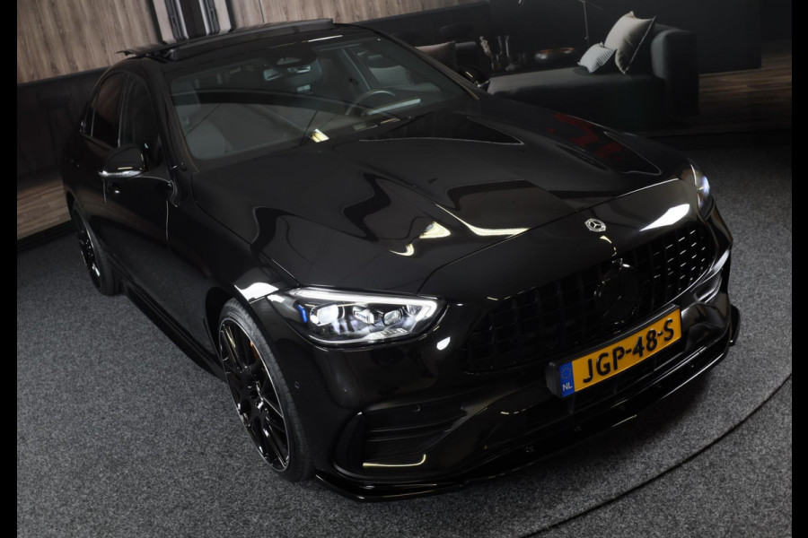 Mercedes-Benz C-Klasse 300 e AMG 63 Look / Massage / Burmester / Head Up / 360 Camera / Acc / Elek Stoelen / Open Pano / 20 Inch