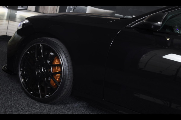 Mercedes-Benz C-Klasse 300 e AMG 63 Look / Massage / Burmester / Head Up / 360 Camera / Acc / Elek Stoelen / Open Pano / 20 Inch