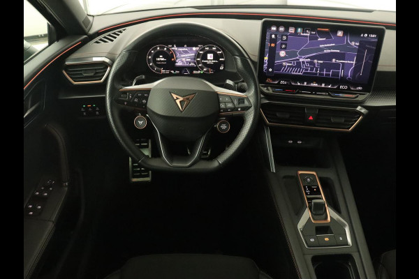 CUPRA Leon 1.5 TSI e-Hybrid | Stoel & stuurverwarming | Camera | Adaptive cruise | Carplay | Navigatie | Matrix LED | Sfeerverlichting | PHEV | Plug In CUPRA Leon 1.5 TSI e-Hybrid | Stoel & stuurverwarming | Camera | Adaptive cruise | Carplay | Navigatie | Matrix LED | Sfeerverlichting | PHEV | Plug In
