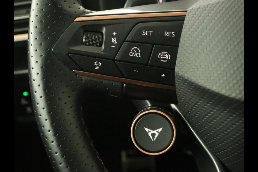 CUPRA Leon 1.5 TSI e-Hybrid | Stoel & stuurverwarming | Camera | Adaptive cruise | Carplay | Navigatie | Matrix LED | Sfeerverlichting | PHEV | Plug In CUPRA Leon 1.5 TSI e-Hybrid | Stoel & stuurverwarming | Camera | Adaptive cruise | Carplay | Navigatie | Matrix LED | Sfeerverlichting | PHEV | Plug In