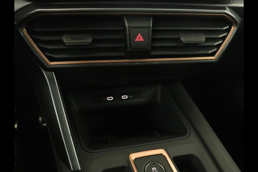 CUPRA Leon 1.5 TSI e-Hybrid | Stoel & stuurverwarming | Camera | Adaptive cruise | Carplay | Navigatie | Matrix LED | Sfeerverlichting | PHEV | Plug In CUPRA Leon 1.5 TSI e-Hybrid | Stoel & stuurverwarming | Camera | Adaptive cruise | Carplay | Navigatie | Matrix LED | Sfeerverlichting | PHEV | Plug In