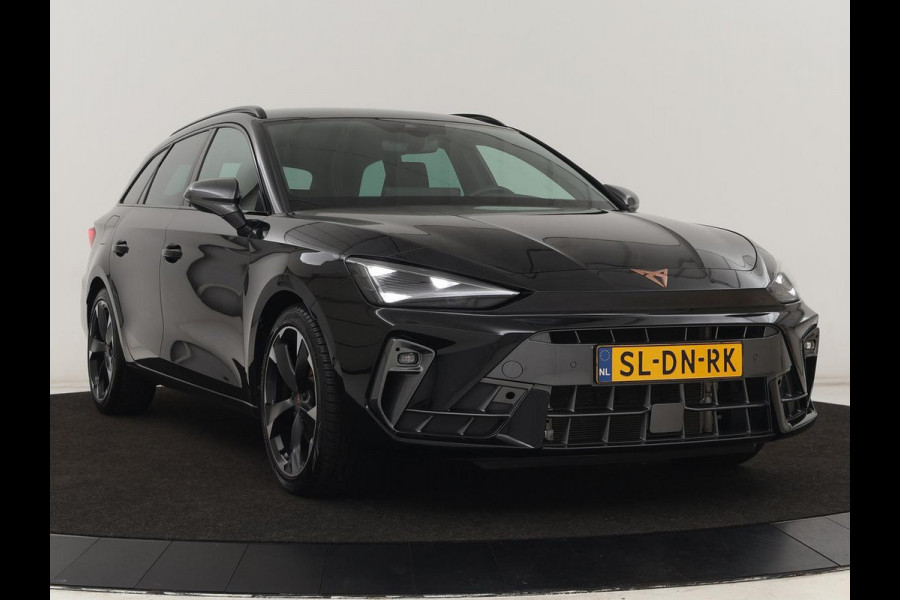 CUPRA Leon 1.5 TSI e-Hybrid | Stoel & stuurverwarming | Camera | Adaptive cruise | Carplay | Navigatie | Matrix LED | Sfeerverlichting | PHEV | Plug In CUPRA Leon 1.5 TSI e-Hybrid | Stoel & stuurverwarming | Camera | Adaptive cruise | Carplay | Navigatie | Matrix LED | Sfeerverlichting | PHEV | Plug In