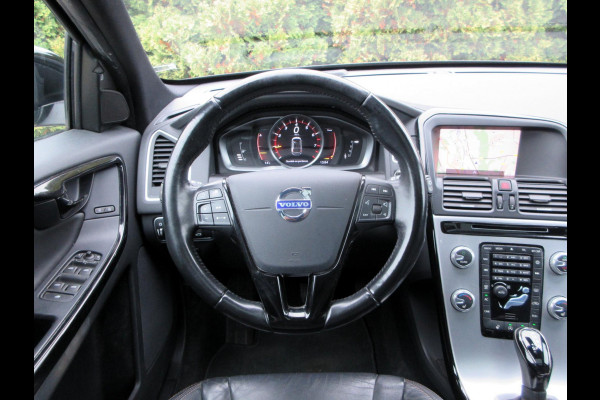 Volvo XC60 2.0 T5 FWD Polar+ Automaat*Leder*Panorama dak* Volvo XC60 2.0 T5 FWD Polar+ Automaat*Leder*Panorama dak*