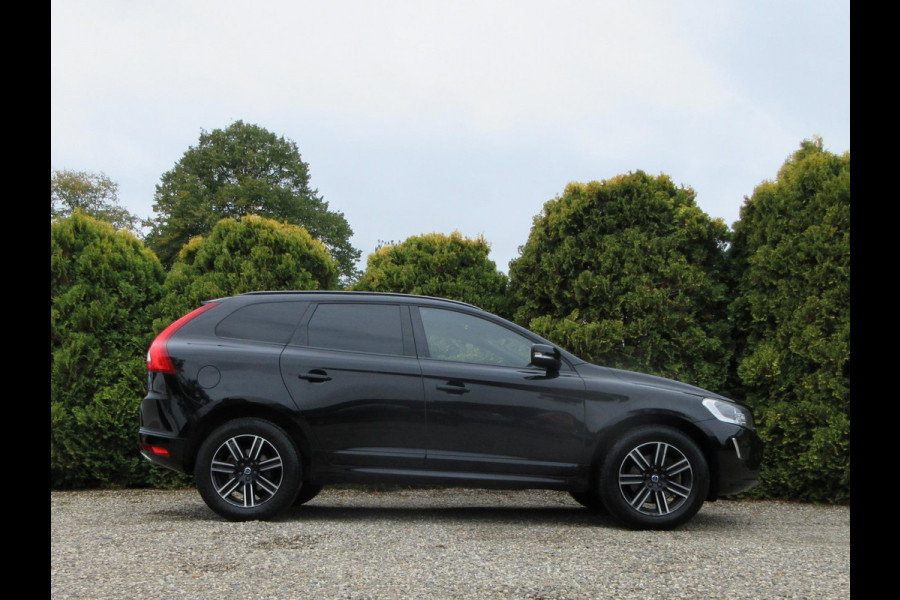Volvo XC60 2.0 T5 FWD Polar+ Automaat*Leder*Panorama dak* Volvo XC60 2.0 T5 FWD Polar+ Automaat*Leder*Panorama dak*