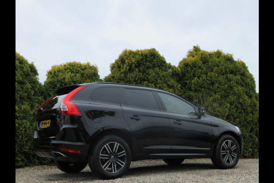 Volvo XC60 2.0 T5 FWD Polar+ Automaat*Leder*Panorama dak* Volvo XC60 2.0 T5 FWD Polar+ Automaat*Leder*Panorama dak*
