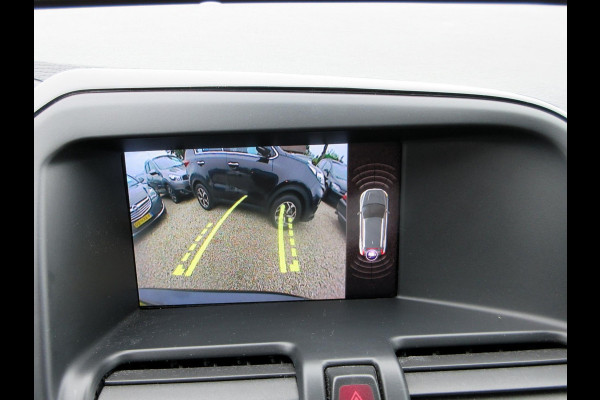 Volvo XC60 2.0 T5 FWD Polar+ Automaat*Leder*Panorama dak* Volvo XC60 2.0 T5 FWD Polar+ Automaat*Leder*Panorama dak*