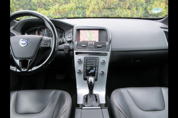 Volvo XC60 2.0 T5 FWD Polar+ Automaat*Leder*Panorama dak* Volvo XC60 2.0 T5 FWD Polar+ Automaat*Leder*Panorama dak*